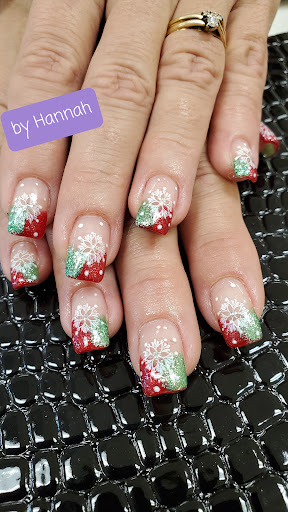 Nail Salon «DH Nails & Spa», reviews and photos, 26923 Maple Valley Black Diamond Rd SE, Maple Valley, WA 98038, USA