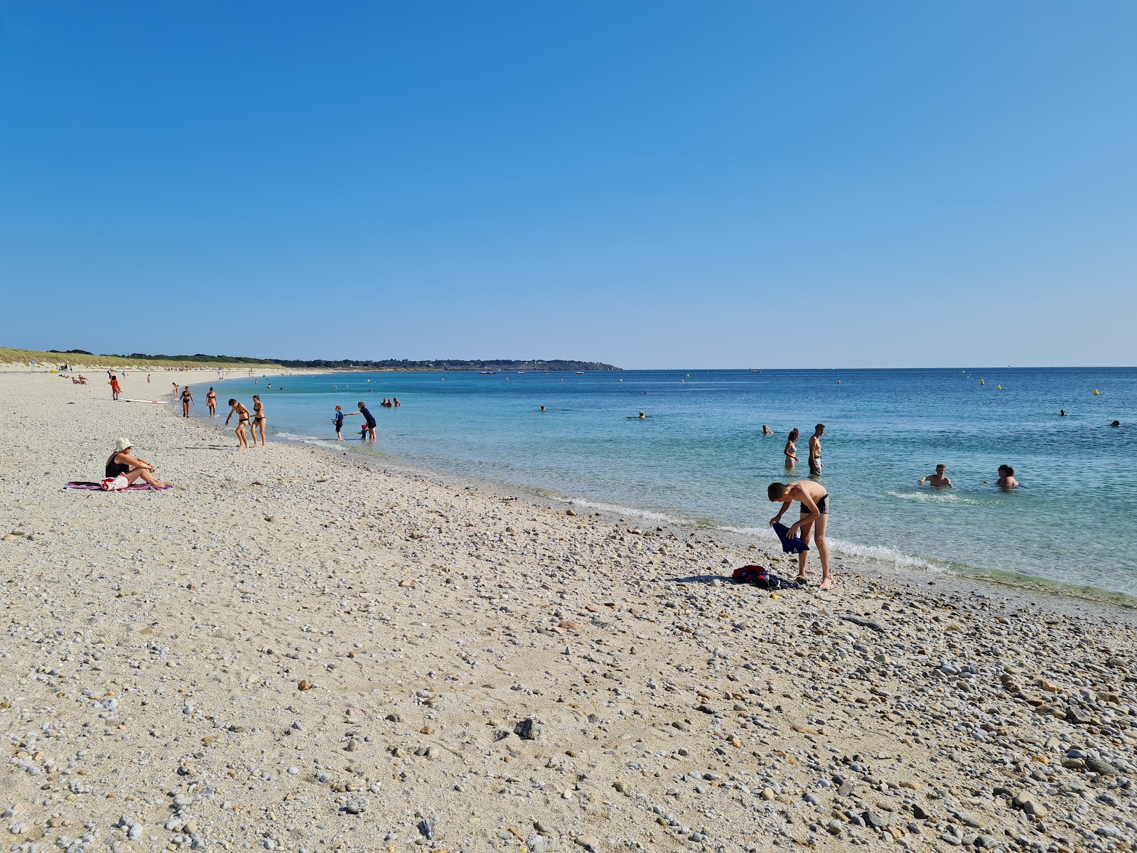 Plage de Kerjouanno'in fotoğrafı uzun koy ile birlikte