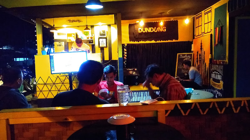 Dundung Cafe & Resto