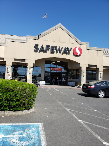 Grocery Store «Safeway», reviews and photos, 401 S. Roosevelt, Seaside, OR 97138, USA