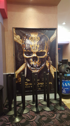 Movie Theater «Regal Cinemas Modesto 10», reviews and photos, 3969 McHenry Ave, Modesto, CA 95356, USA