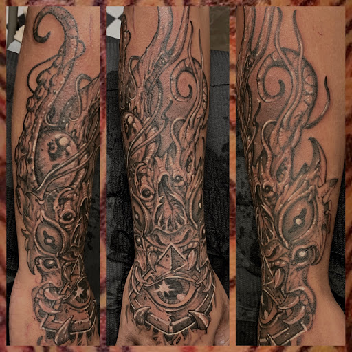 Explore father daughter tattoo ideas, creative tattoo ideas in Augusta, available at Mr. Tattoo