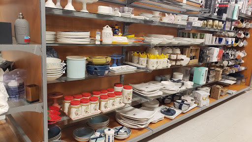 Department Store «T.J. Maxx», reviews and photos, 230 W Virginia St, Crystal Lake, IL 60014, USA