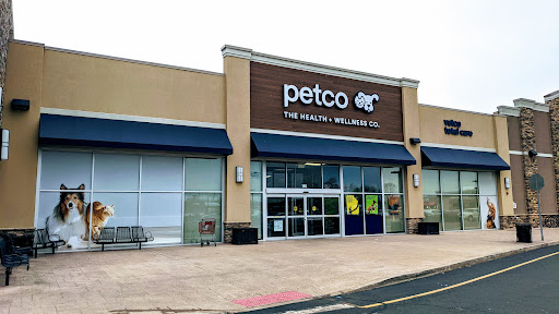 Petco Animal Supplies, 1255 Raritan Rd #140, Clark, NJ 07066, USA, 