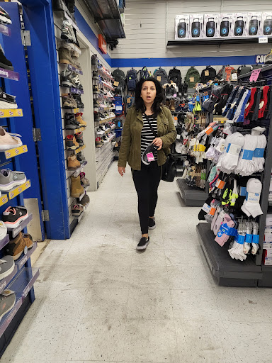 Sporting Goods Store «Big 5 Sporting Goods - Yuba City», reviews and photos, 1252 Colusa Ave, Yuba City, CA 95991, USA