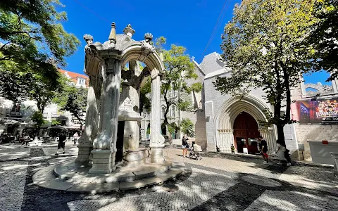 Garden of Carmo image