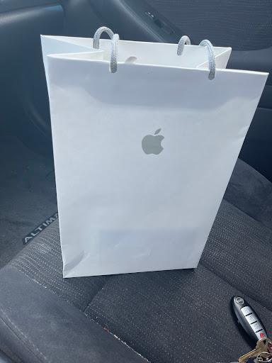 Computer Store «Apple Somerset», reviews and photos, 2800 W Big Beaver Rd, Troy, MI 48084, USA