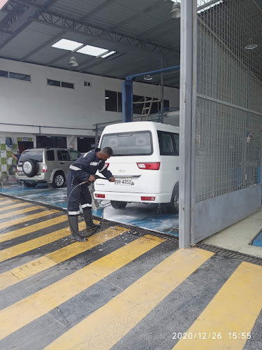 Tecnicentro Naranjo Norte - Taller de reparación de automóviles