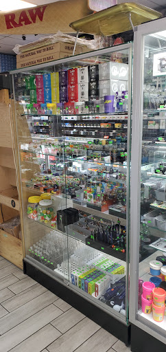 Tobacco Shop «Smokies Smoke Shop», reviews and photos, 8240 W Lower Buckeye Rd, Phoenix, AZ 85043, USA