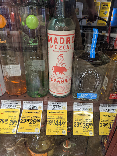 Grocery Store «Safeway», reviews and photos, 4015 E Castro Valley Blvd, Castro Valley, CA 94552, USA