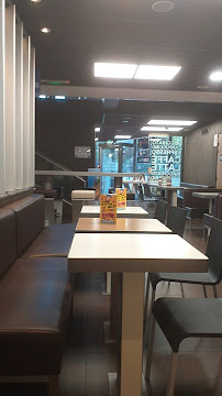 Atmosphère du Restauration rapide McDonald's Buttes Chaumont à Paris - n°3