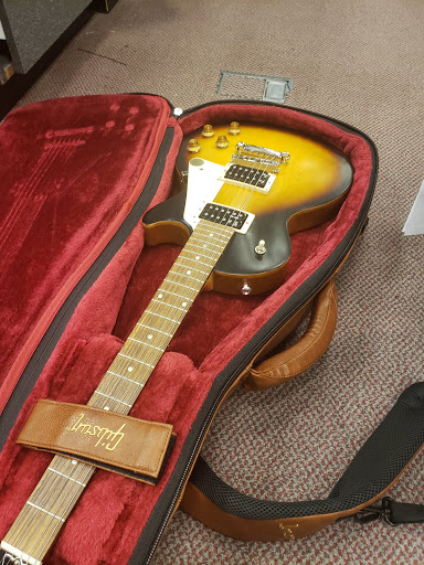 Shopping Mall «Drew 19 Shopping Center», reviews and photos, 21311 US Hwy 19 N, Clearwater, FL 33765, USA