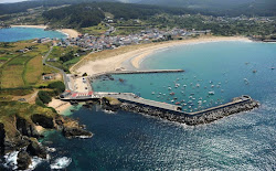 Praia de Espasante'in fotoğrafı çok temiz temizlik seviyesi ile