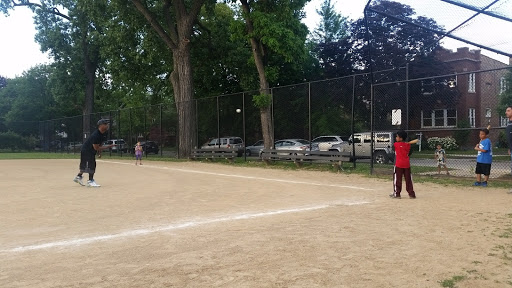 Park «Mayfair Park», reviews and photos, 4550 W Sunnyside Ave, Chicago, IL 60630, USA