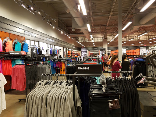 Sporting Goods Store «Nike Factory Store», reviews and photos, 3000 Grapevine Mills Pkwy #611, Grapevine, TX 76051, USA