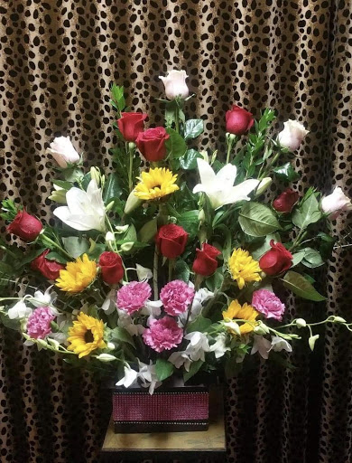 Beautiful Flowers & Creative, 756 E Mission Blvd, Pomona, CA 91766, USA, 