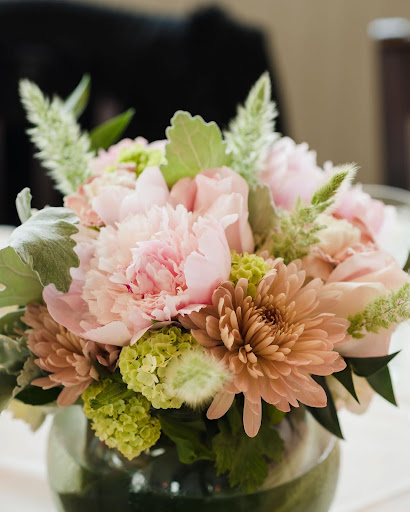 Florist «Sweet Pea Florist», reviews and photos, 5918 Naples Plaza, Long Beach, CA 90803, USA