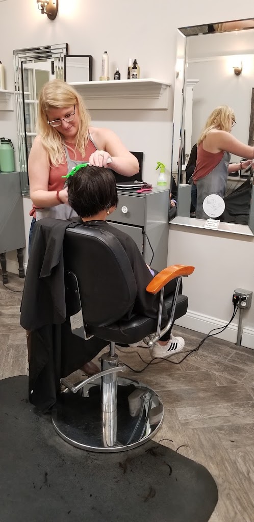 Kathleen's Hair Boutique 11702