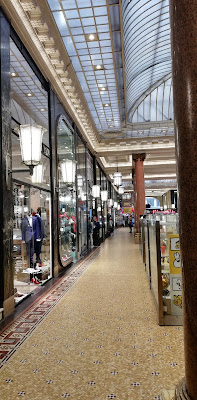 Arcades Change à Paris