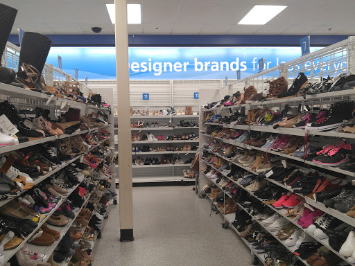 Clothing Store «Ross Dress for Less», reviews and photos, 2180 MacArthur Rd, Whitehall, PA 18052, USA