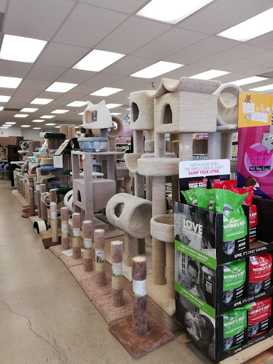 Pet Supply Store «Pet Supply», reviews and photos, 18545 Brookhurst St, Fountain Valley, CA 92708, USA