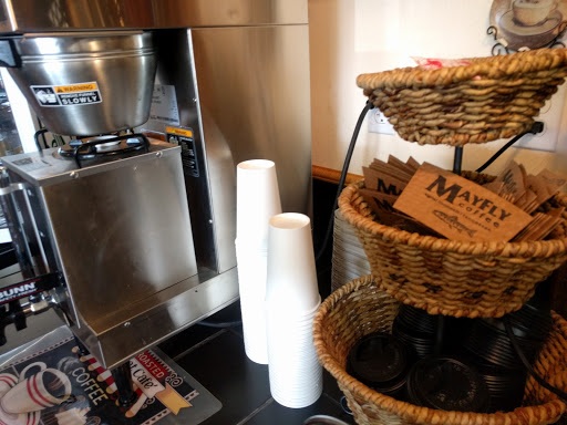 Canoe & Kayak Store «Caney Fork Outdoors - River Store», reviews and photos, 1193 Wolf Creek Rd, Silver Point, TN 38582, USA