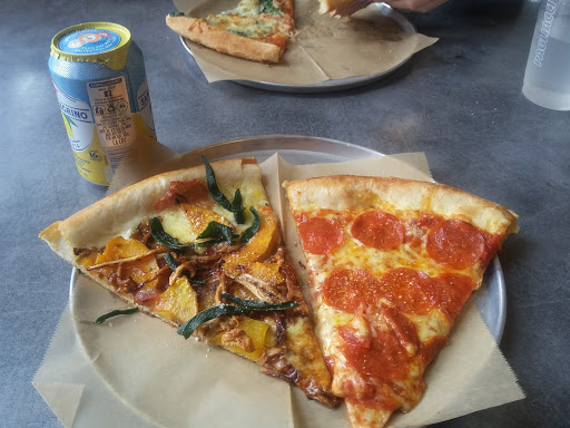 Pizza Delivery «Pagliacci Pizza», reviews and photos, 6504 Bothell Way NE, Kenmore, WA 98028, USA