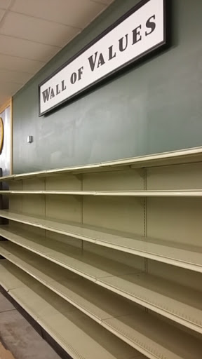 Grocery Store «Harveys Supermarket», reviews and photos, 75 S Valdosta Rd, Lakeland, GA 31635, USA