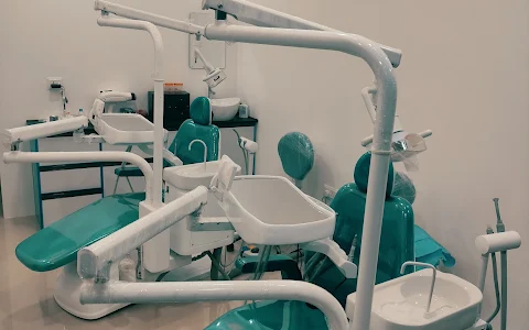 Karunya Multispeciality Dental Clinic & Implant Center image