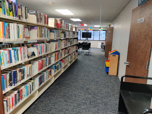 Mid-Continent Public Library - Farview Neighborhood Library