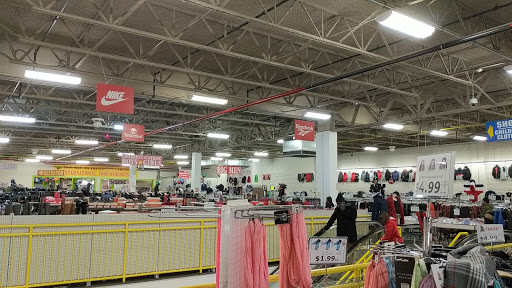 Discount Store «National Wholesale Liquidators», reviews and photos, 370 Essex St, Lodi, NJ 07644, USA