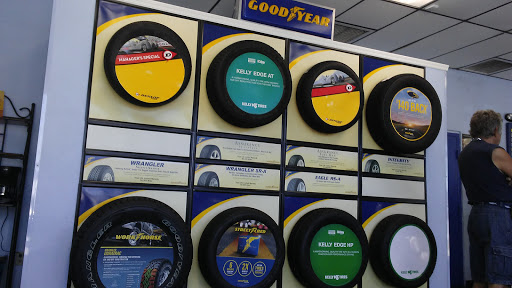 Tire Shop «Cutler Bay Tire & Auto Service», reviews and photos, 20390 S Dixie Hwy, Cutler Bay, FL 33189, USA