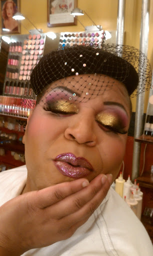 Make-up Artist «Vanity & Glamour Cosmetics / VGCosmetic Makeup Artists», reviews and photos, 547 28th St, Des Moines, IA 50312, USA