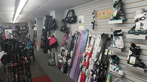 Ski Shop «Covered Bridge Sports», reviews and photos, 17 New Rochester Rd, Dover, NH 03820, USA