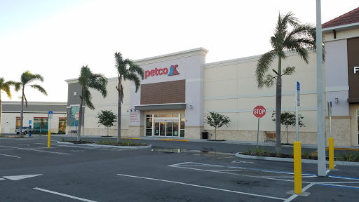 Pet Supply Store «Petco Animal Supplies», reviews and photos, 11147 Park Blvd N, Seminole, FL 33772, USA