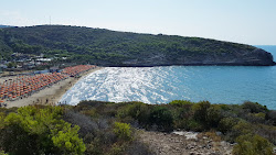 Photo de Spiaggia di Calalunga avec baie spacieuse