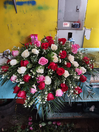 Florist «Flowers Vs Flowers», reviews and photos, 414 Main St, Paterson, NJ 07501, USA