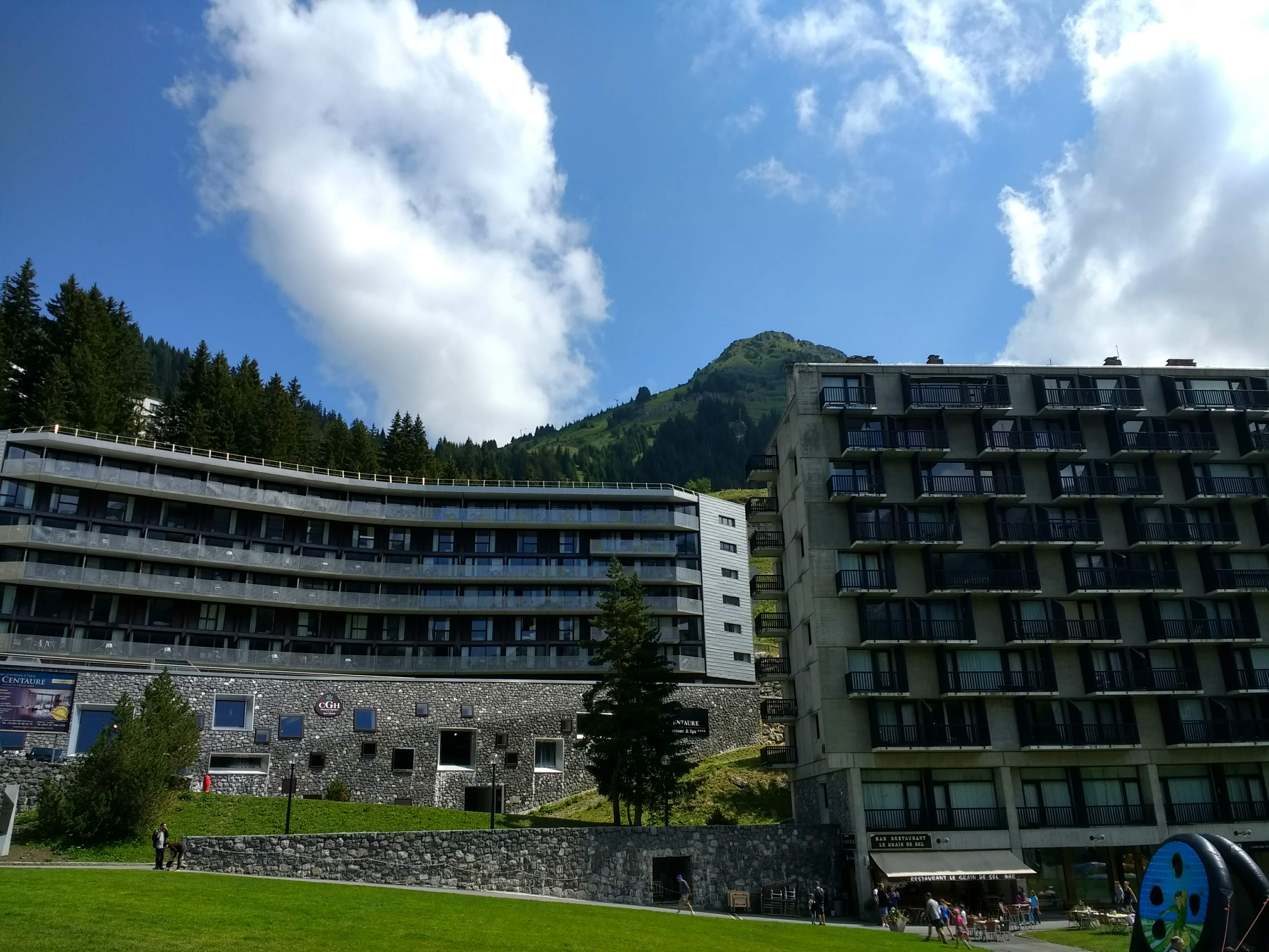 Photo n° 2 de l'avis de Mp.4 fait le 02/08/2018 à 10:29