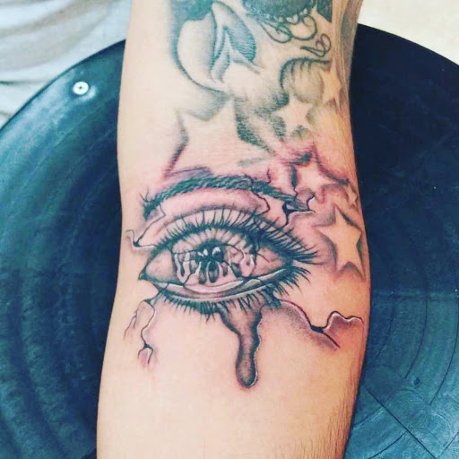 Tattoo Shop «Unlimited Mind Tattoo», reviews and photos, 1121 Texas Ave, Texas City, TX 77590, USA