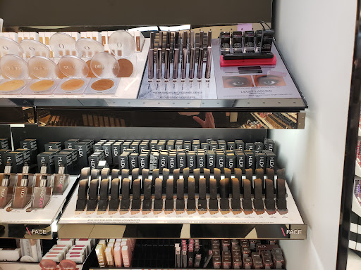 Cosmetics Store «Sephora», reviews and photos, 2500 N Mayfair Rd Ste 120-121, Wauwatosa, WI 53226, USA