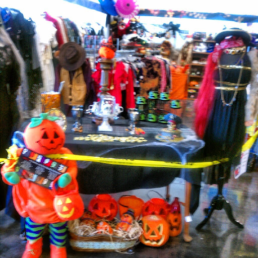 Thrift Store «Goodwill», reviews and photos, 21070 Golden Springs Dr, Diamond Bar, CA 91765, USA