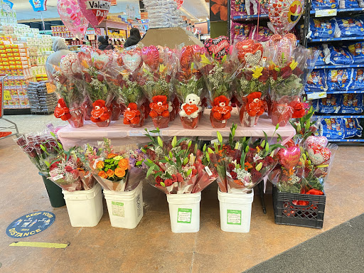 Supermarket «Fine Fare», reviews and photos, 595 Old Country Rd, Westbury, NY 11590, USA