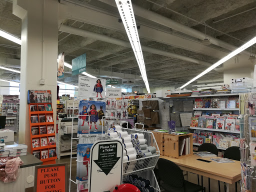 Fabric Store «Jo-Ann Fabrics and Crafts», reviews and photos, 555 W Roosevelt Rd, Chicago, IL 60607, USA