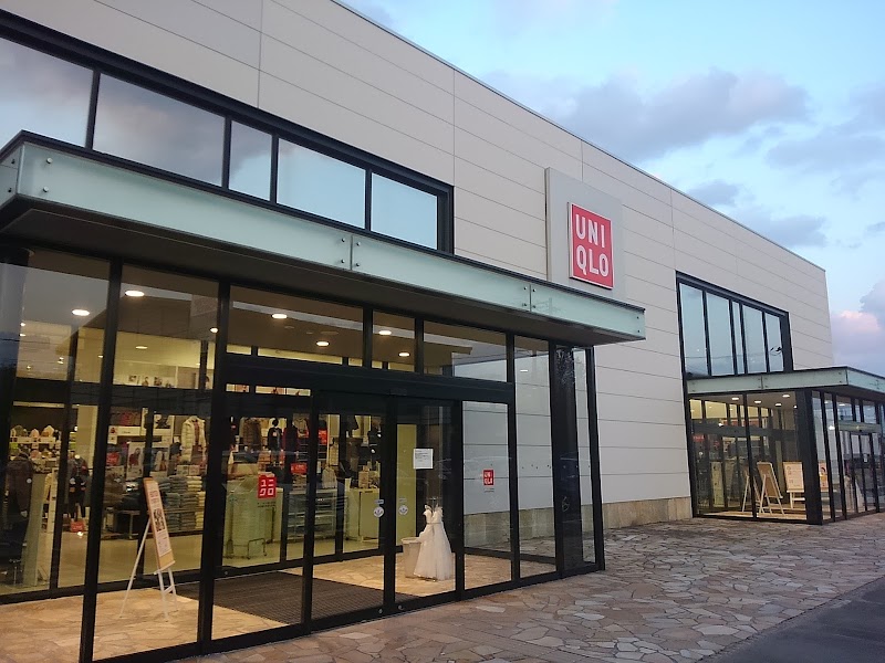 トイザらス ベビーザらス 秋田店 秋田県秋田市卸町 おもちゃ店 自転車屋 グルコミ