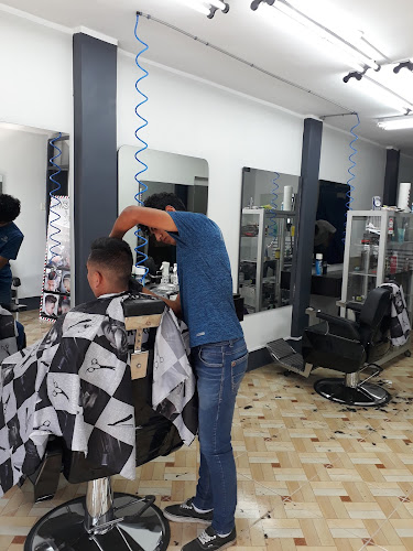 Lux Barber Shop - Barbería