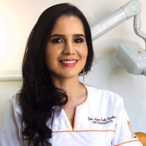 Dra. Helen Pardo Aguilar, Ortodoncista