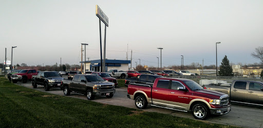 Used Car Dealer «McKee Auto», reviews and photos, 5095 NE 14th St, Des Moines, IA 50313, USA