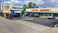 Easy Way Laundromat - Photo 3 - Car repair in Newark, NJ, Newark