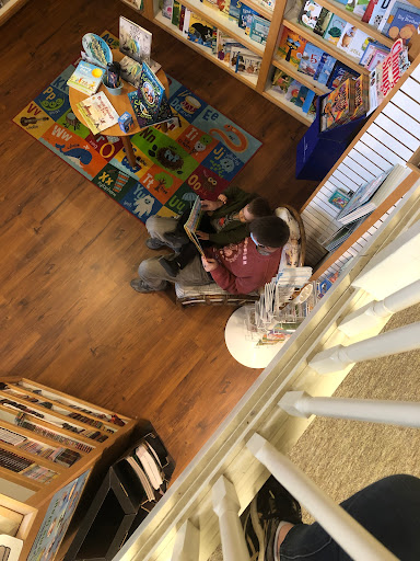 Book Store «Beach Books», reviews and photos, 616 Broadway St, Seaside, OR 97138, USA