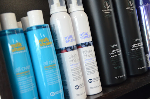 Beauty Salon «Corner Salon», reviews and photos, 892 N State St, Lockport, IL 60441, USA